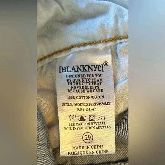 Blank NYC Paperbag High Rise Wide Leg Cropped Light Wash Size 30 Jeans No Belt - Picture 9 of 14